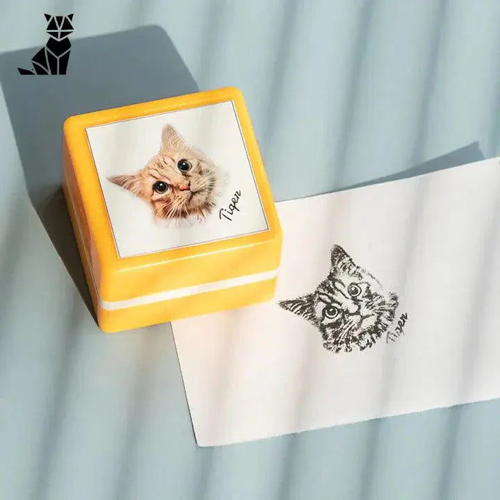 Pawprints™ : Your Animal as an Art Stamp avec un motif de chat - le cadeau parfait pour les amoureux des chats